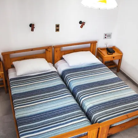Popi 2* Agia Marina