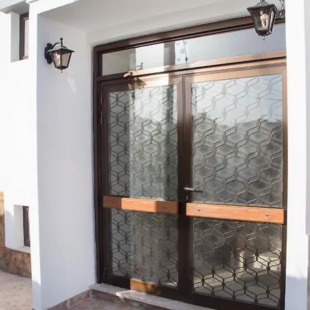 Aparthotel Popi 2*